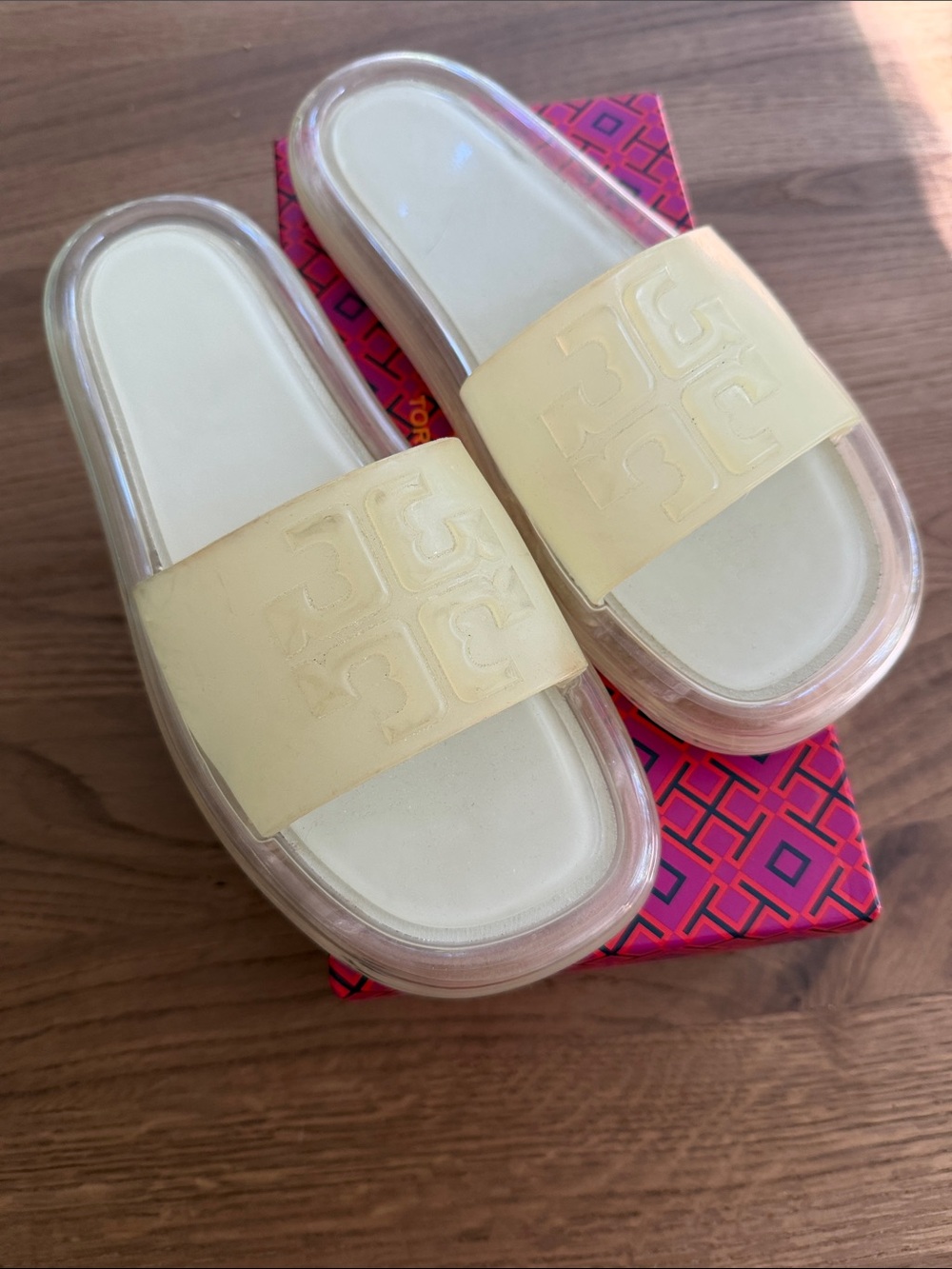 Tory Burch Bubble Jelly slides in new ivory.